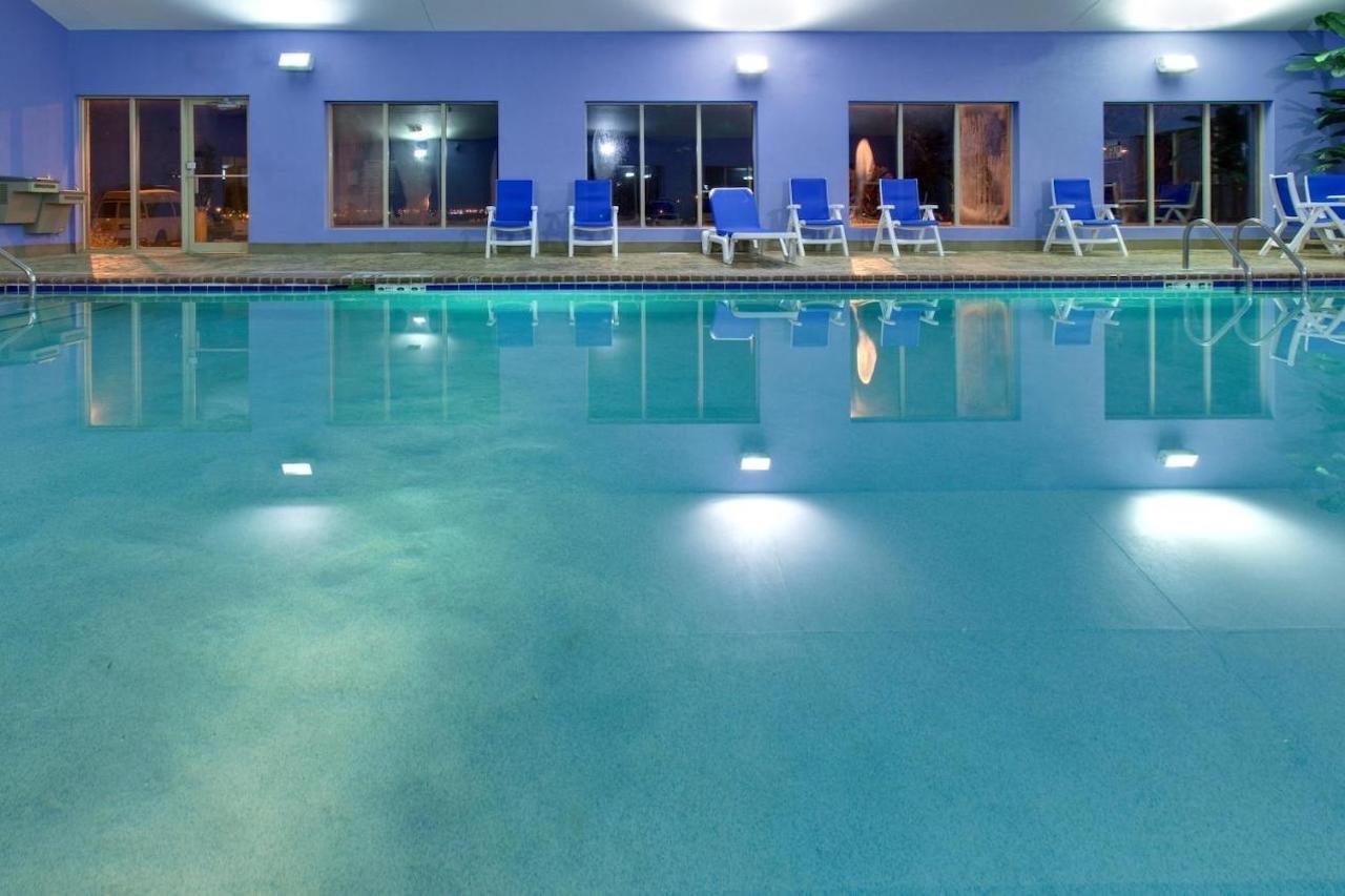 Holiday Inn Express Hotel & Suites Pleasant Prairie-Kenosha By Ihg Экстерьер фото