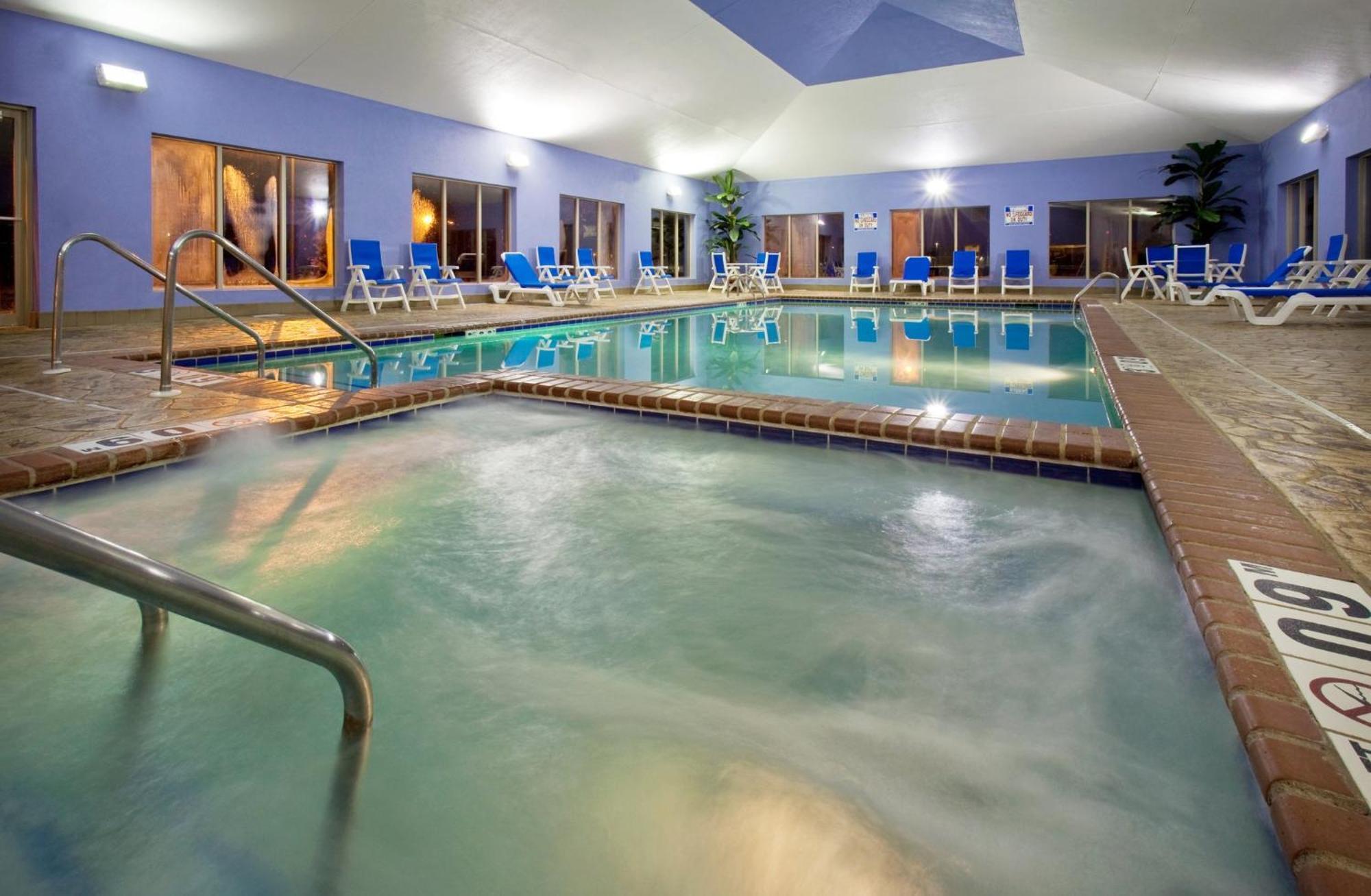 Holiday Inn Express Hotel & Suites Pleasant Prairie-Kenosha By Ihg Экстерьер фото